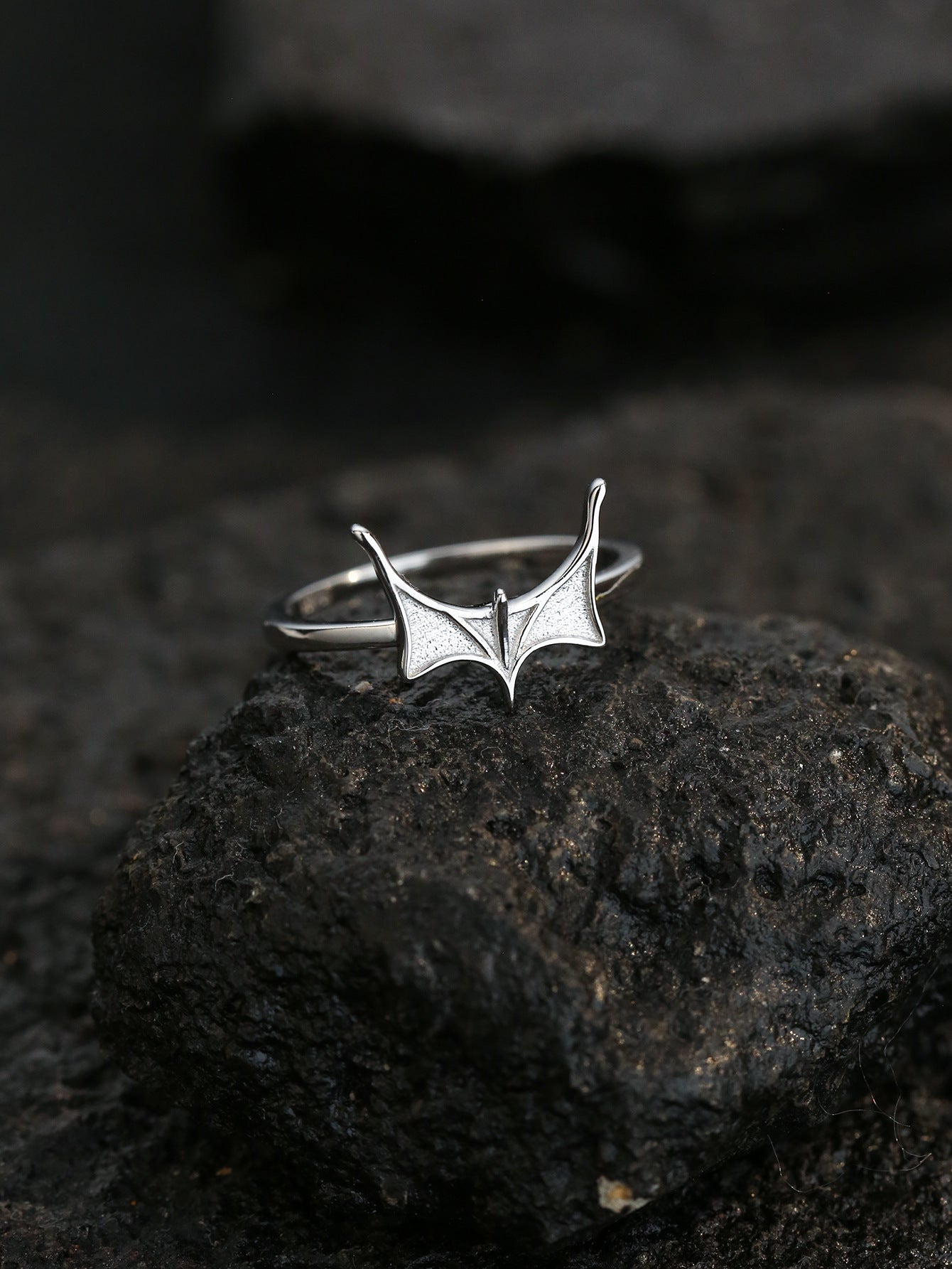Fashion Bat Simple Personality Fashion Ring