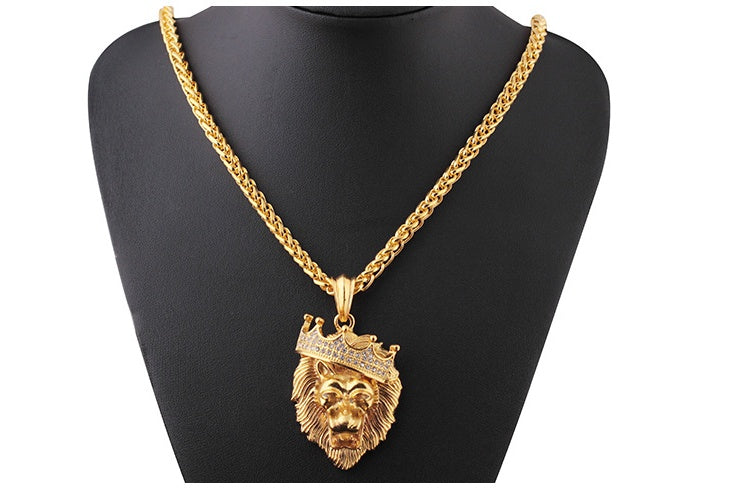 Europe and the United States selling diamond crown lion hip-hop luminous necklaces men Unisex gold-plated hiphop luminous Pendant