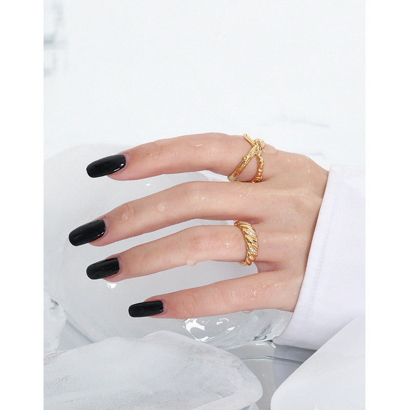 Fashion Personality All-matching Twist Ring Women