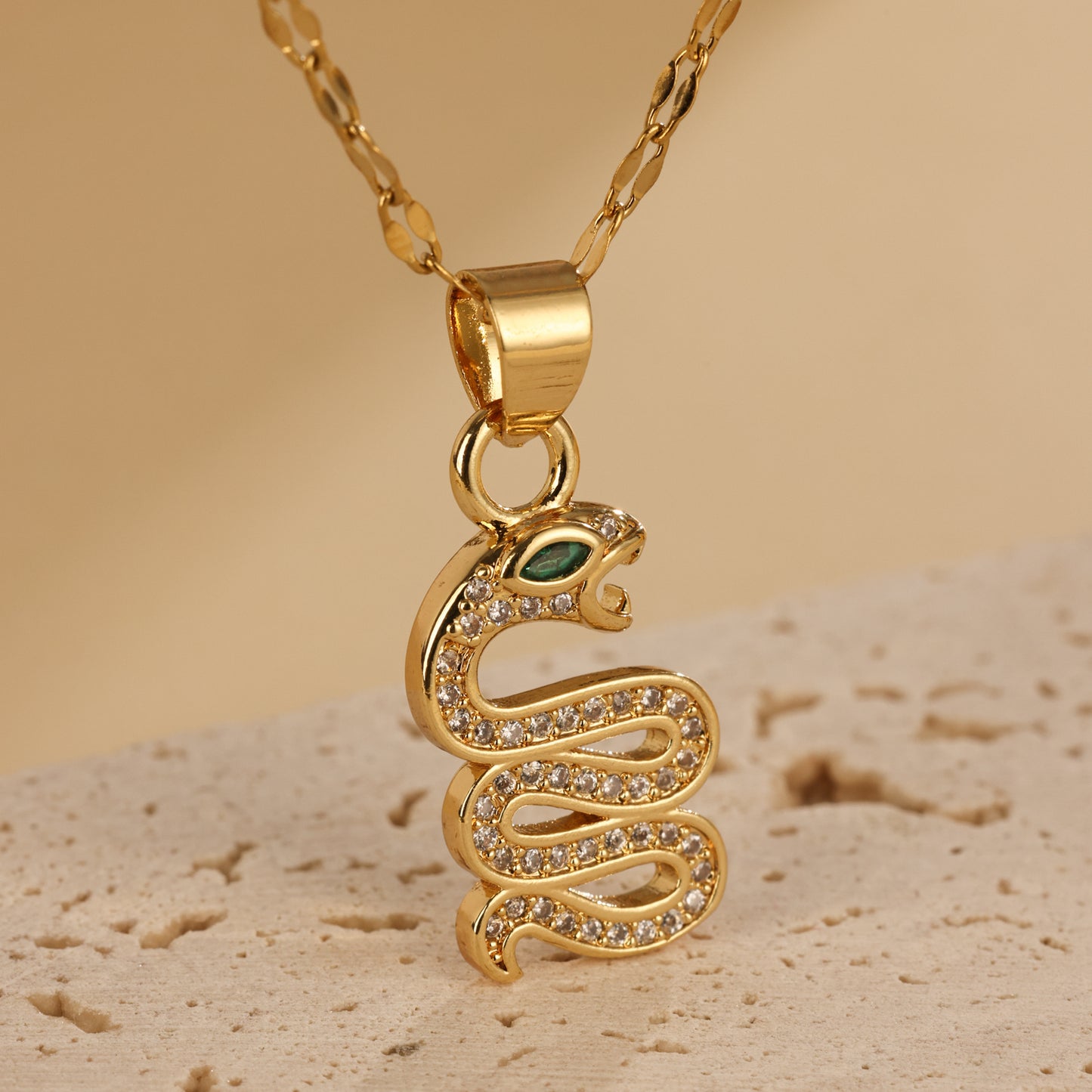 Snake Shaped Necklace, Personalized And Fashionable, Niche Snake Element Alloy Pendant Necklace