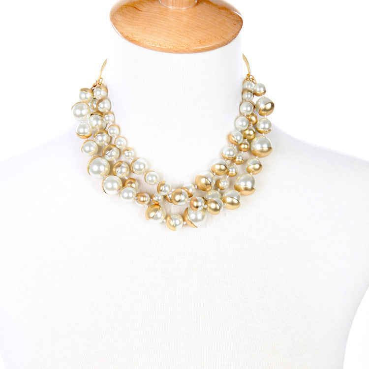 Ladies vintage pearl necklace