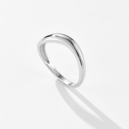 Graceful European And American Niche S925 Silver Ring Female