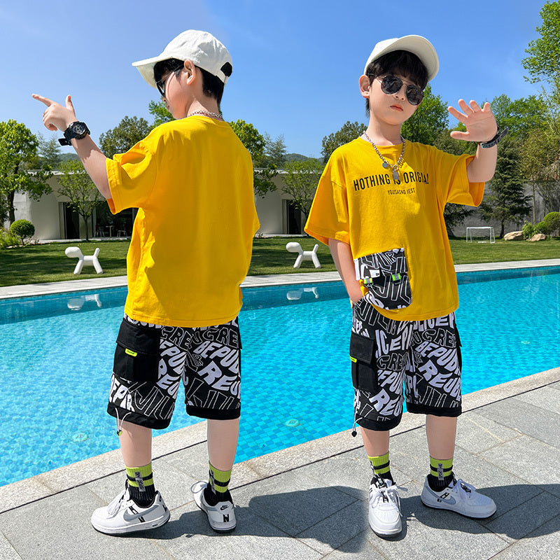 Cool And Handsome Boy Fashionable Summer Short Sleeved Suit