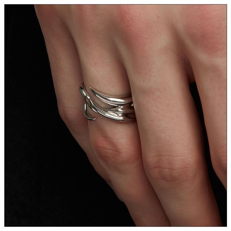 Fashion Liquefied Dragon Claw Men's Ring