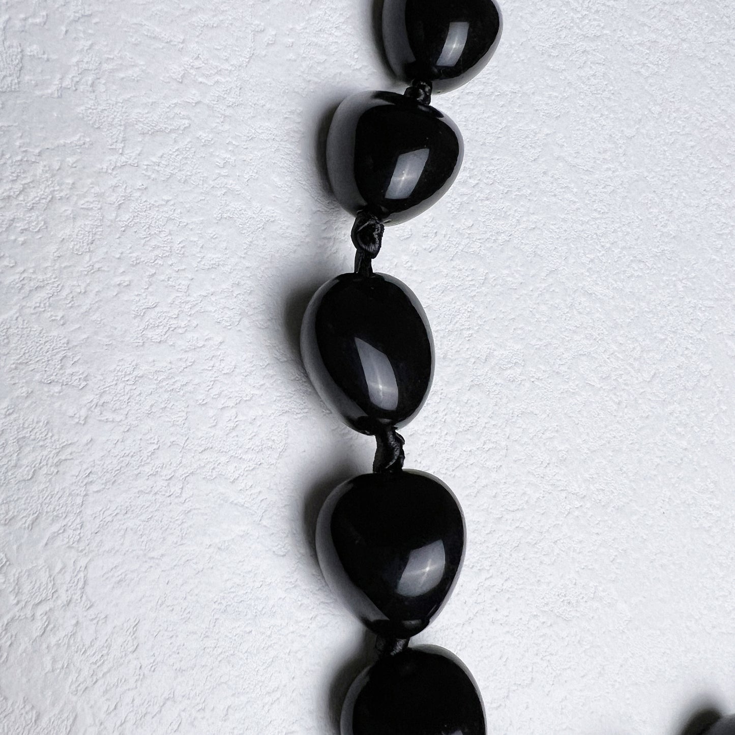 New Acrylic  Nut Black Ribbon Knotted Necklace