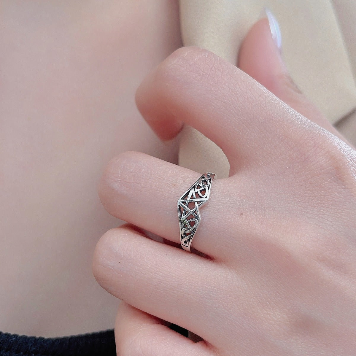 Pure Silver Star Distressed Female Ring