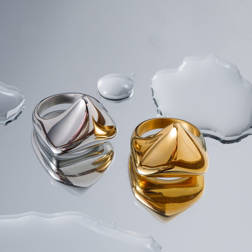 18K Gold Stainless Steel Glossy Irregular Triangle Ring