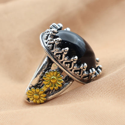 Simple Golden Trim Black Two-tone Embossed Couple Ring