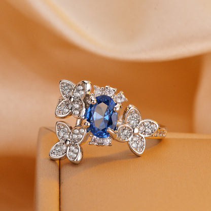 Women's Three-flower Gemstone Ring Design Fashion