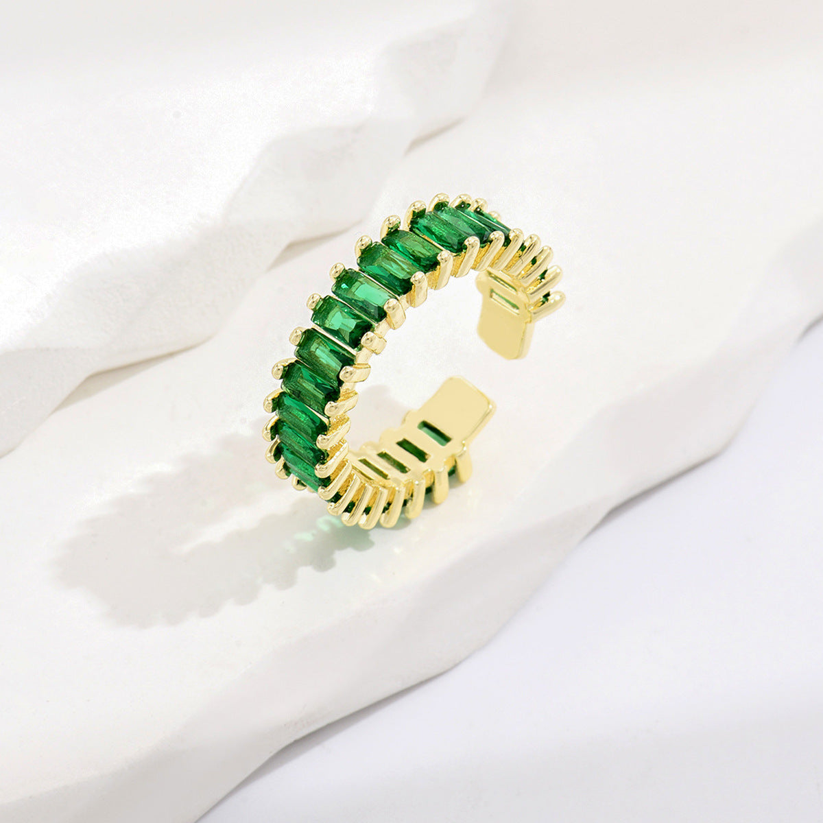 Adjustable Grass Green Love Heart-shaped Ring Female