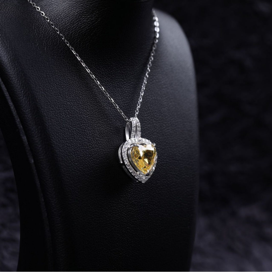 S925 Heart-shaped Ice Flower Cut Zircon Pendant High-grade Necklace