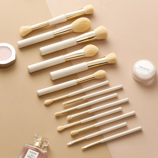 Livingandhome Professional Makeup Brush Tools Include Powder Foundation Concealer Eyeshadow  Highlight Brush