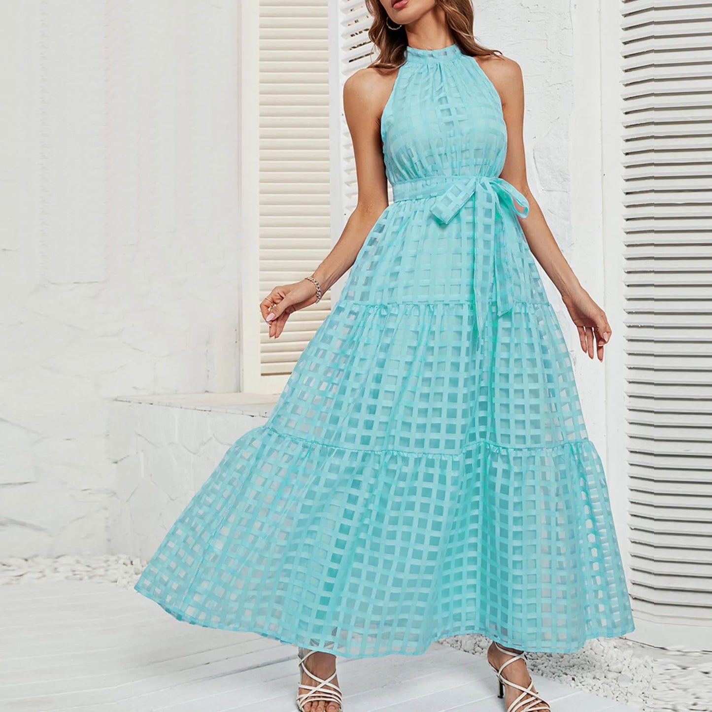 Elegant Sleeveless Halter Neck Maxi Dress