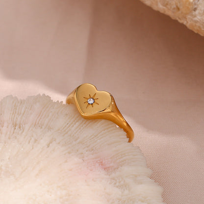 Fashionable And Personalized Popular Peach Heart North Star Ring