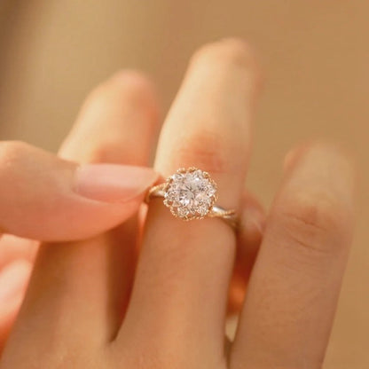 Two-tone Ribbon Moissanite Ring Women