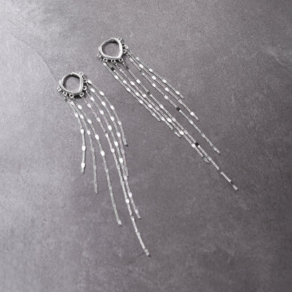 Chain Light Piece Tassel Love Ear Clip Women